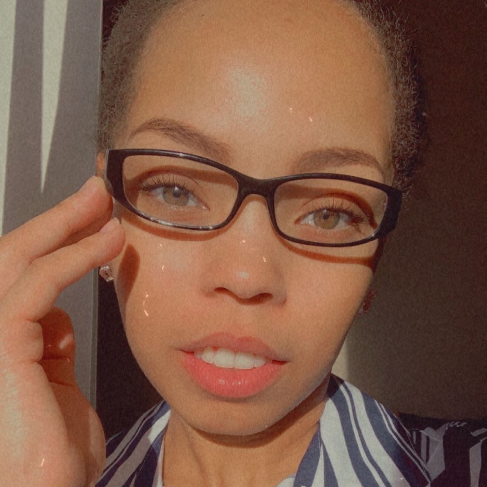 Meet your Posher, Lisette